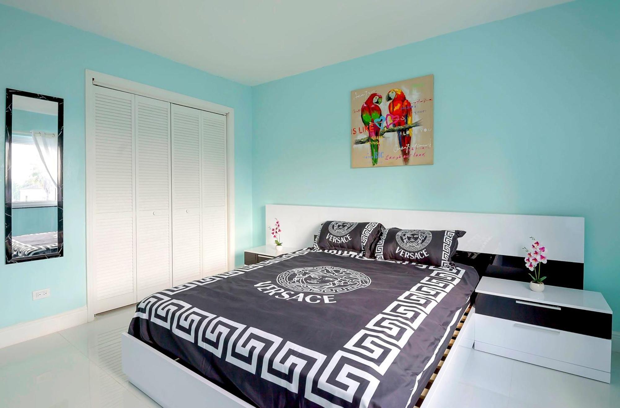 Lovely Apartment Near Beach, Downtown, 24H Security, Pool Нассау Экстерьер фото