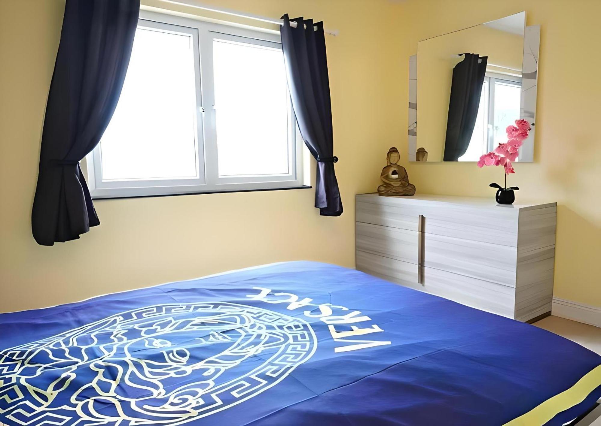 Lovely Apartment Near Beach, Downtown, 24H Security, Pool Нассау Экстерьер фото