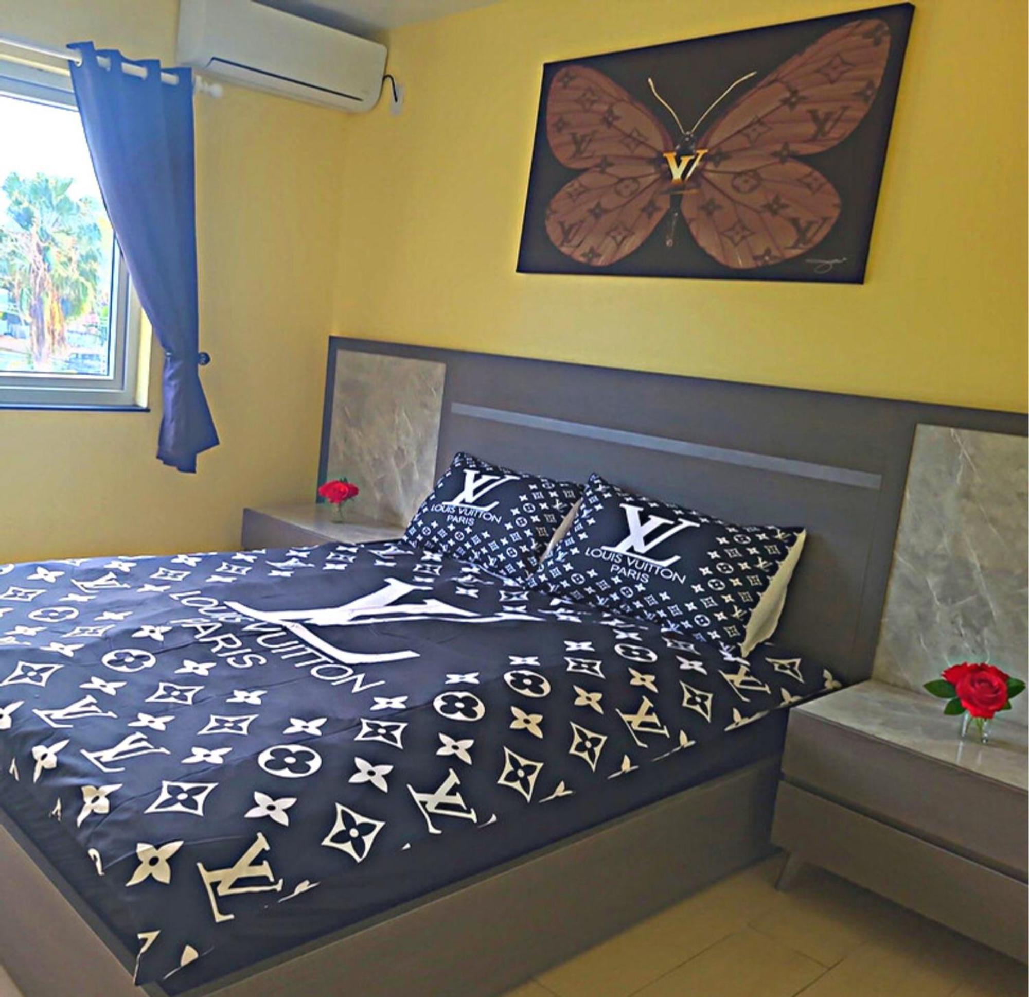 Lovely Apartment Near Beach, Downtown, 24H Security, Pool Нассау Экстерьер фото
